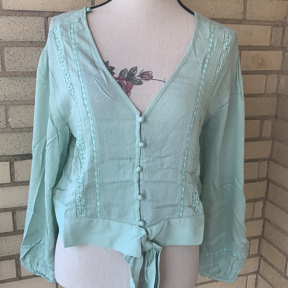 Love Riche Sage Green V-neck Button Up Crochet Detail Tie Top NWT - Picture 4 of 15